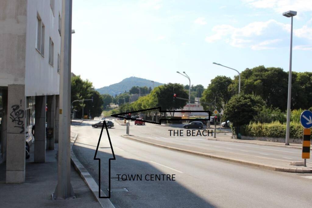 Old City/Beach 13 Minutes Away, Parking, For 4 Split Exterior photo